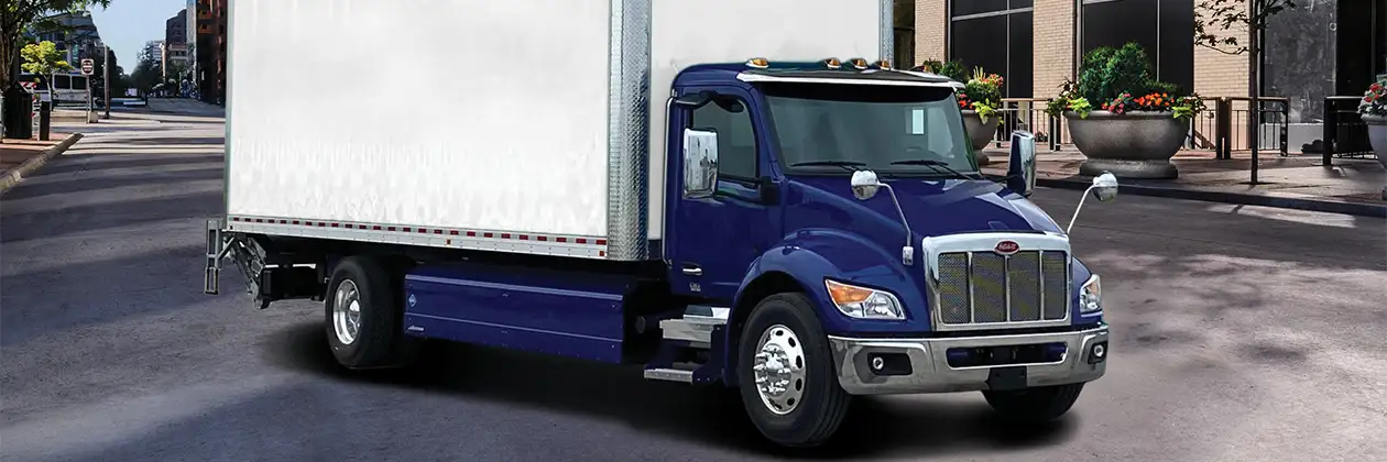 Peterbilt Announces New Natural Gas Engine for New Medium Duty Trucks - Hero image