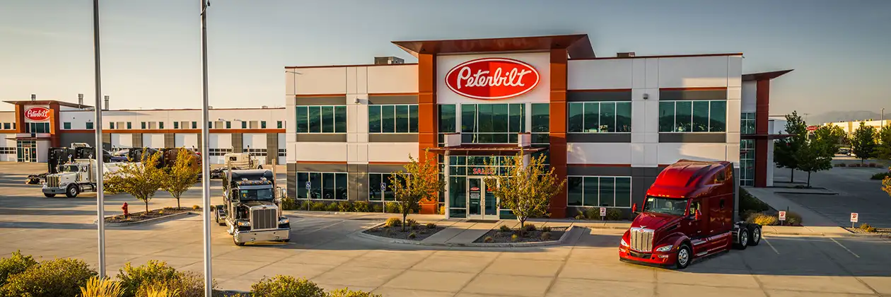 Jackson Group Peterbilt Invests to Deliver Record Growth in 2021 - Hero image