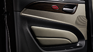 Peterbilt Model 579 Diesel On-Highway Interior Closeup of Door Panel - Thumbnail